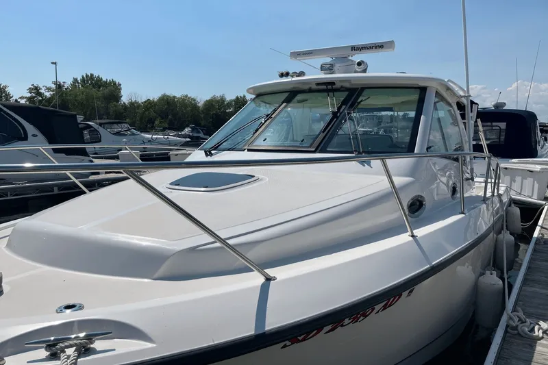 Slide: The Image of Boston Whaler 345 Conquest 2013 - 34