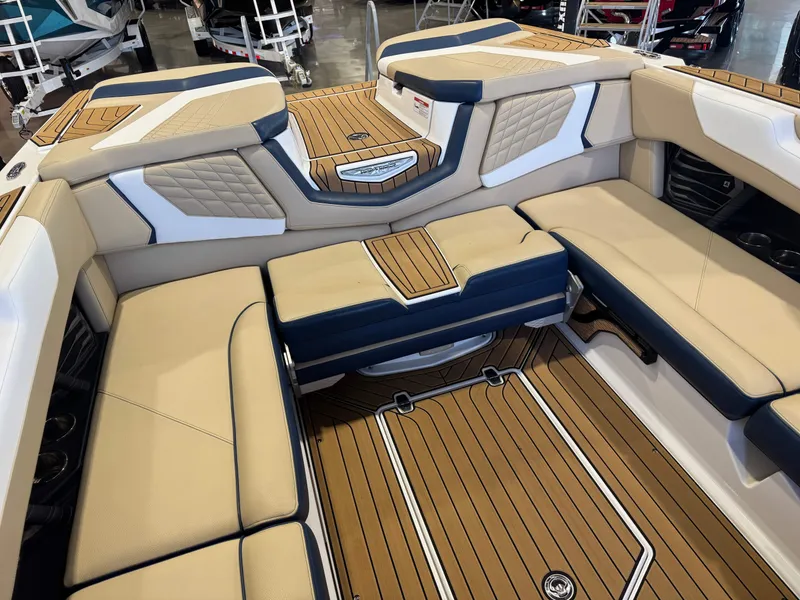 Slide: The Image of Nautique Super Air Nautique G23 2022 - 16