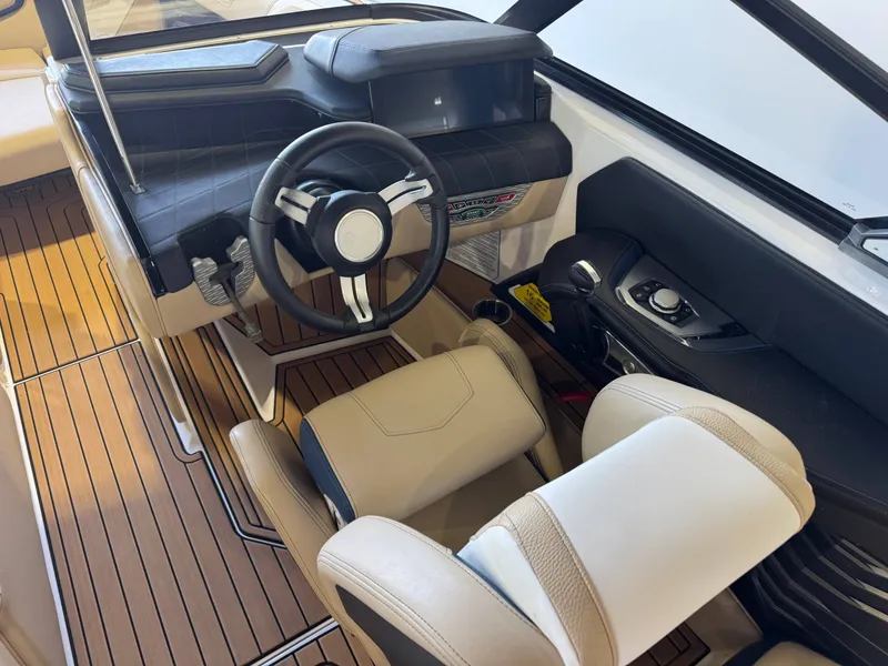 Slide: The Image of Nautique Super Air Nautique G23 2022 - 25