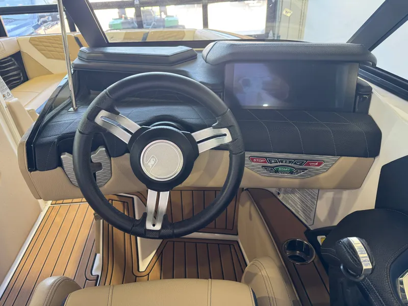 Slide: The Image of Nautique Super Air Nautique G23 2022 - 26