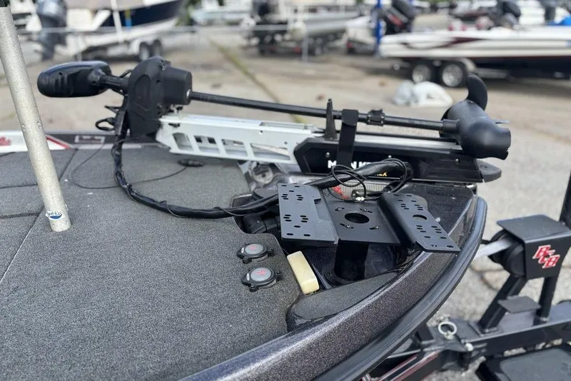 Slide: The Image of 2020 Bass Cat Cougar FTD boat deck with trolling motor and mounting brackets. - 15