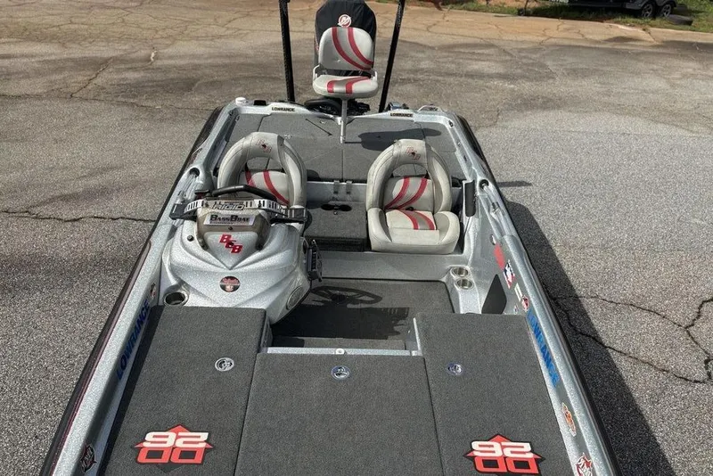 Slide: The Image of 2020 Bass Cat Cougar FTD boat with dual seats and fishing deck. - 18