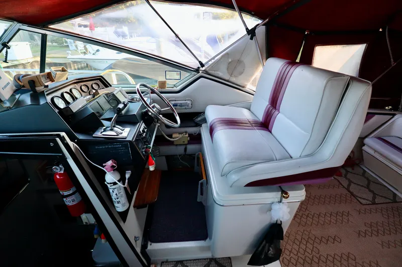 Slide: The Image of Wellcraft St. Tropez 1988 - 8