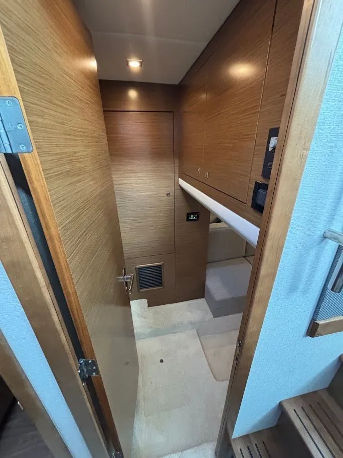 Slide: The Image of 2020 Cruisers Yachts 42 Cantius 23 - 23