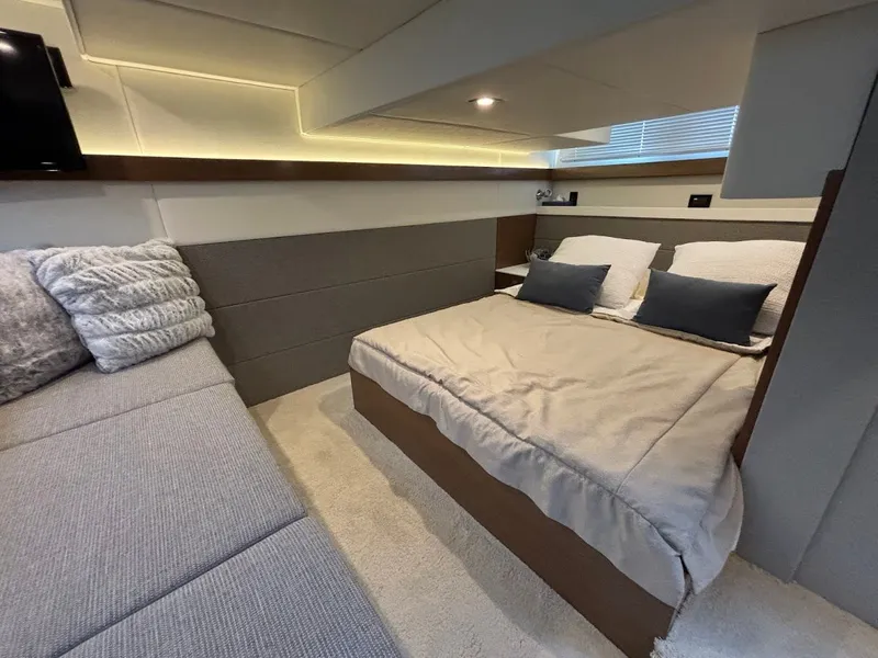 Slide: The Image of 2020 Cruisers Yachts 42 Cantius 25 - 25