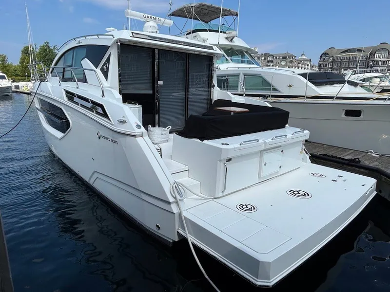 Slide: The Image of 2020 Cruisers Yachts 42 Cantius 3 - 3