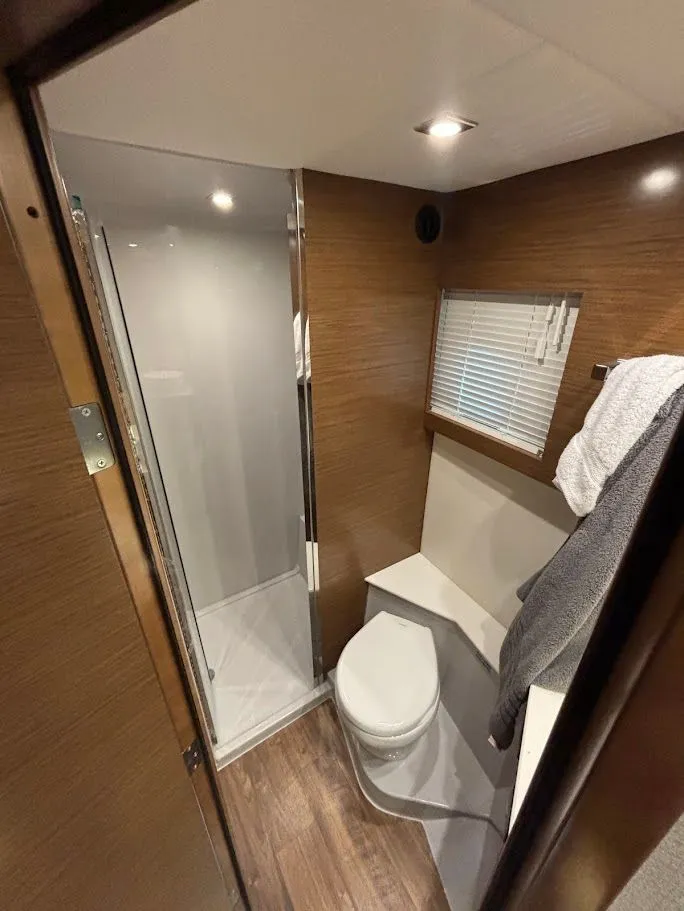 Slide: The Image of 2020 Cruisers Yachts 42 Cantius 32 - 32