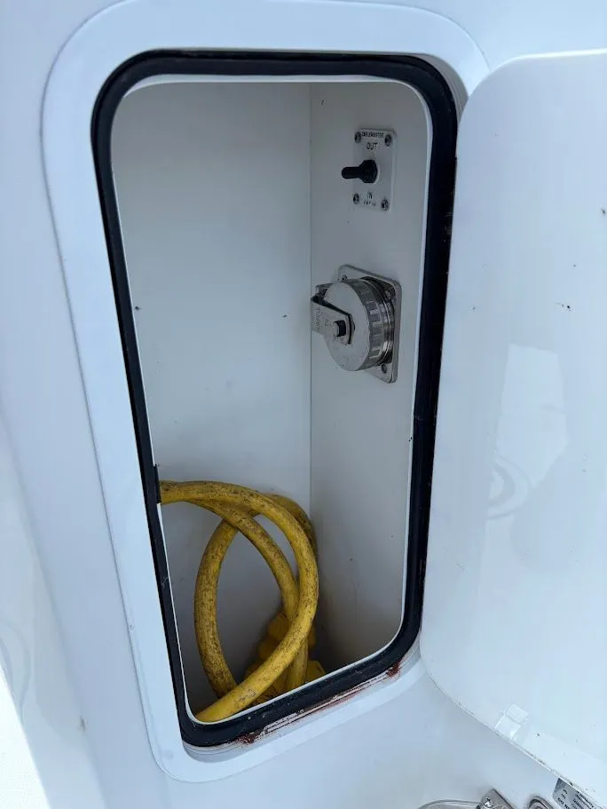 Slide: The Image of 2020 Cruisers Yachts 42 Cantius 40 - 40