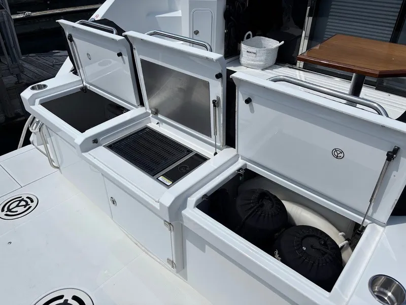 Slide: The Image of 2020 Cruisers Yachts 42 Cantius 6 - 6