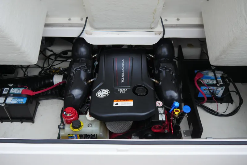 Slide: The Image of Engine compartment of 2018 Regal 2800 Bowrider with Volvo Penta engine. - 22