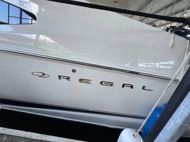 Slide: The Image of Regal Commodore 3780 2001 - 16