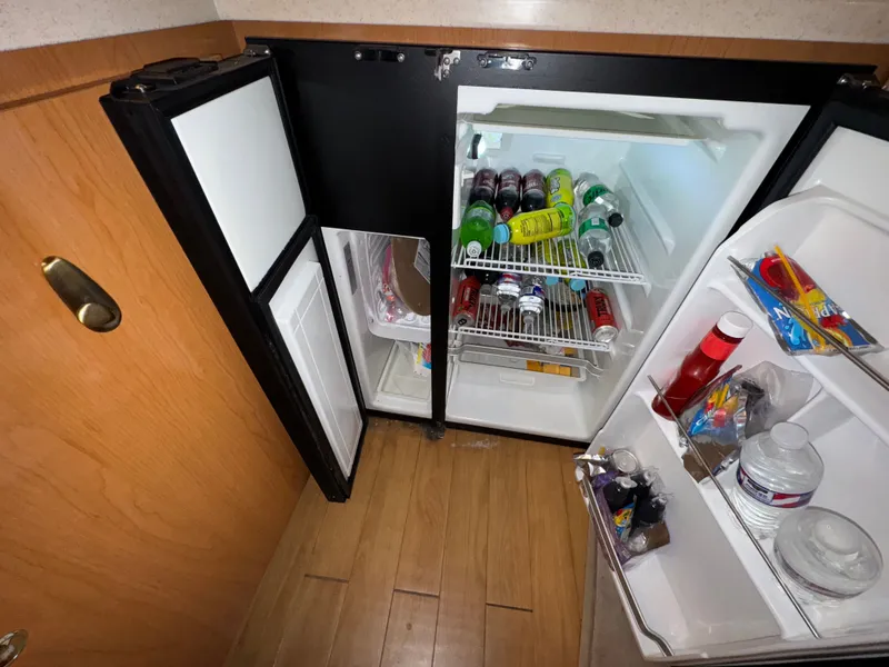 Slide: The Image of Regal Commodore 3780 2001 - 41