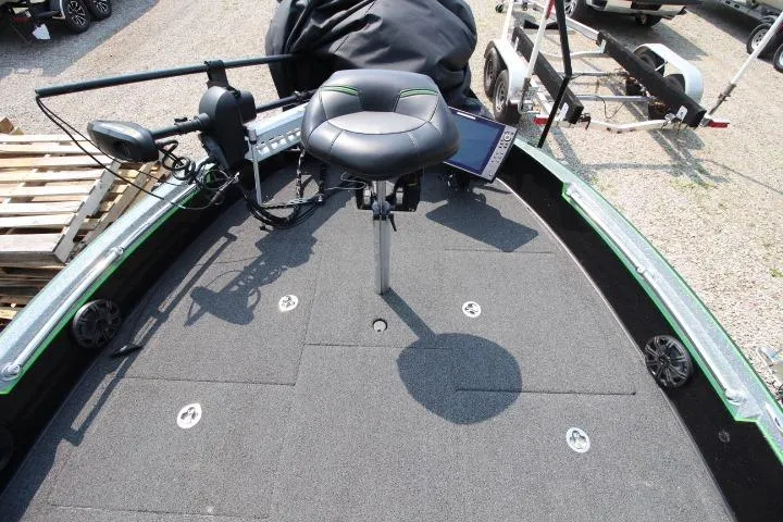 Slide: The Image of 2020 Nitro ZV20 Pro boat deck with seat and fishing equipment. - 5