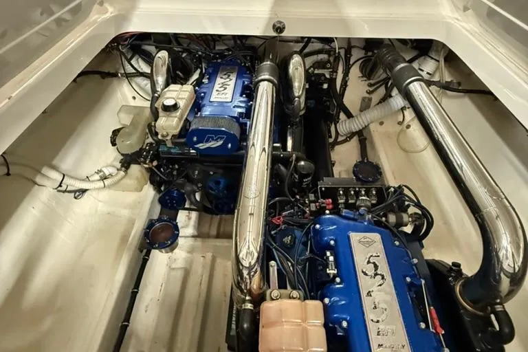 Slide: The Image of Engine compartment of a 2004 Fountain 42 Lightning boat with dual engines. - 4