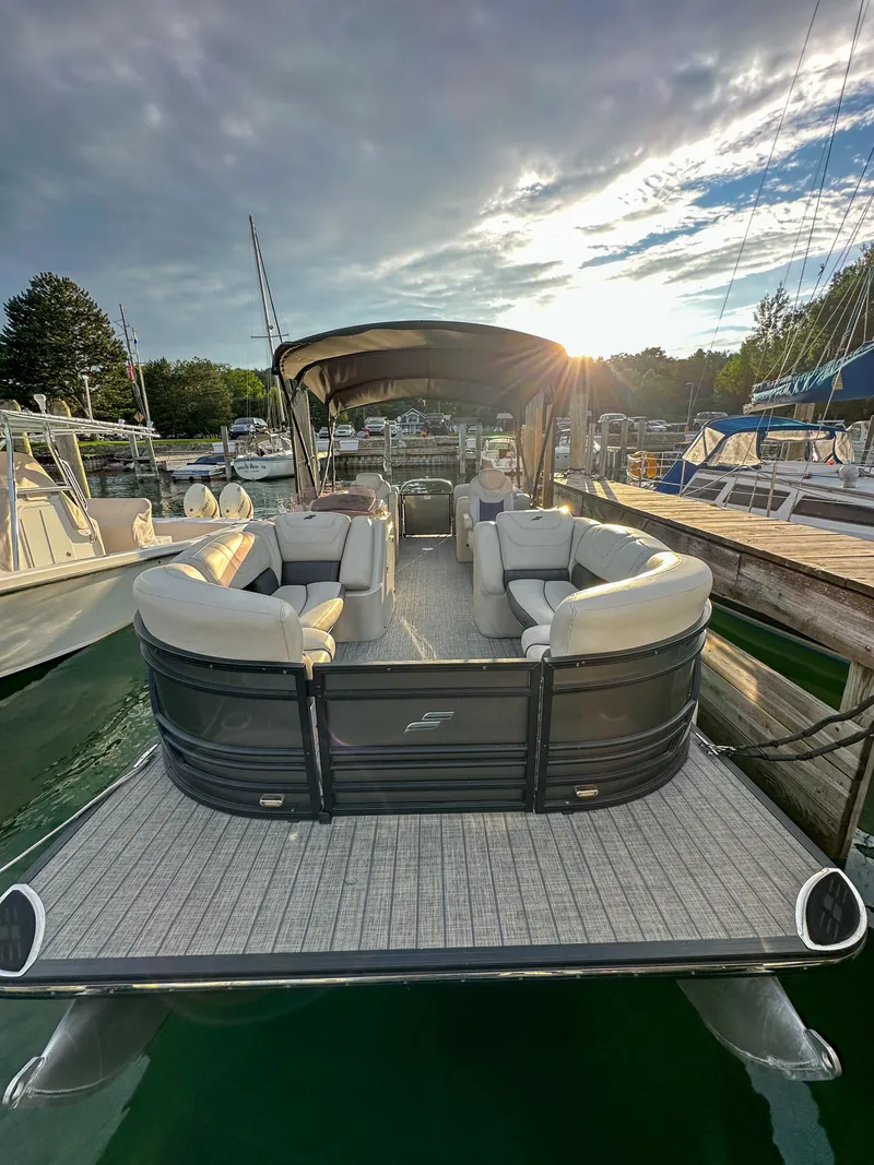 Slide: The Image of Starcraft 25 SLS 2021 - 13