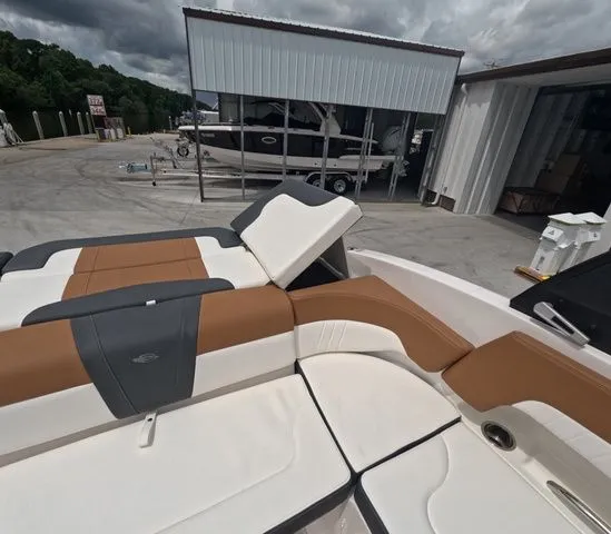 Slide: The Image of Chaparral SSi 23 In Stock Trailer included 2026 - 16