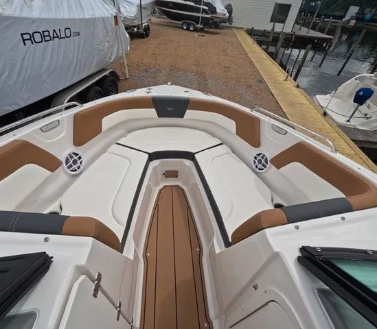 Slide: The Image of Chaparral SSi 23 In Stock Trailer included 2026 - 34