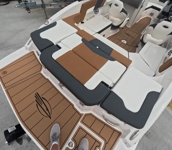 Slide: The Image of Chaparral SSi 23 In Stock Trailer included 2026 - 9