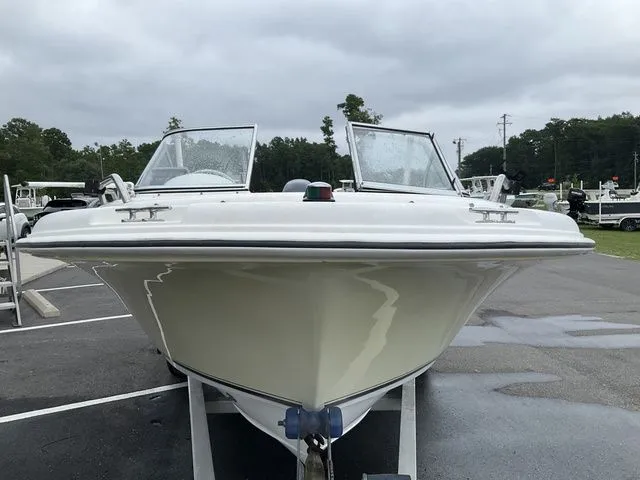 Slide: The Image of Sea Hunt Escape 186 2006 - 15