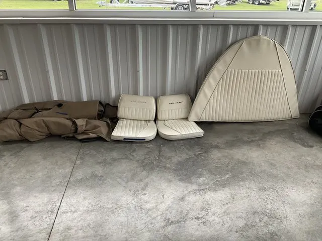 Slide: The Image of Sea Hunt Escape 186 2006 - 18