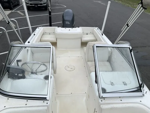 Slide: The Image of Sea Hunt Escape 186 2006 - 4