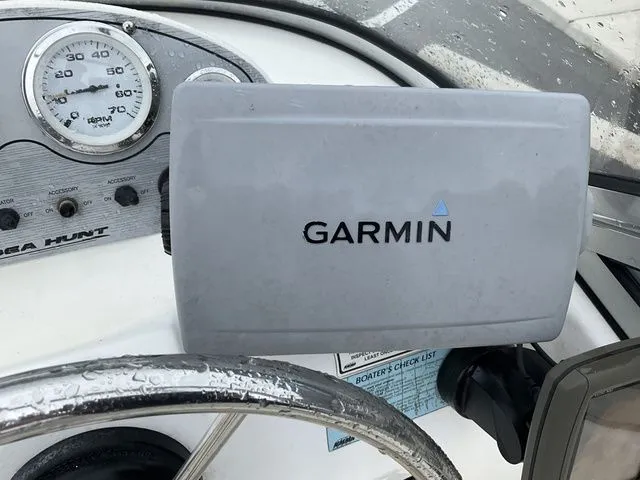 Slide: The Image of Sea Hunt Escape 186 2006 - 8