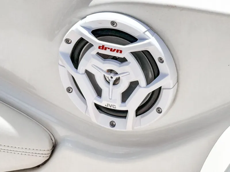 Slide: The Image of Tahoe Q7 I 2014 - 15