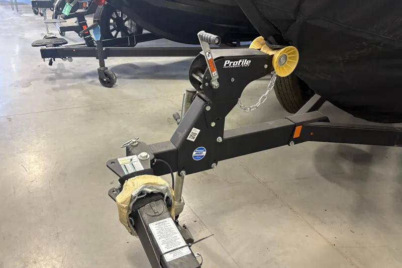 Slide: The Image of Trailer hitch of a 2023 Nordlund 2075 FISHERMAN boat with Profile winch. - 7