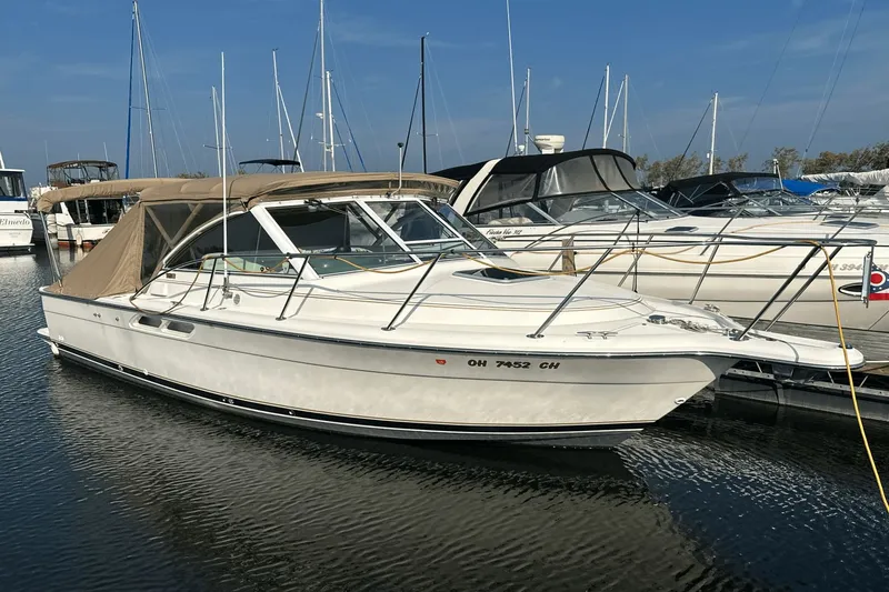 Slide: The Image of Tiara 2900 Coronet 1999 - 5