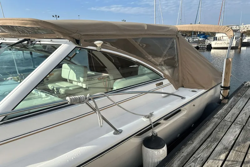 Slide: The Image of Tiara 2900 Coronet 1999 - 7