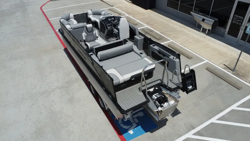 Slide: The Image of Avalon CAT VRB23T 2025 - 17