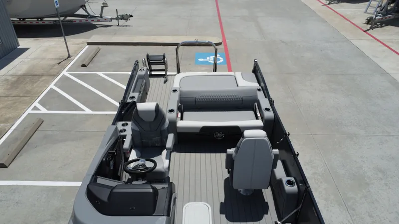 Slide: The Image of Avalon CAT VRB23T 2025 - 22