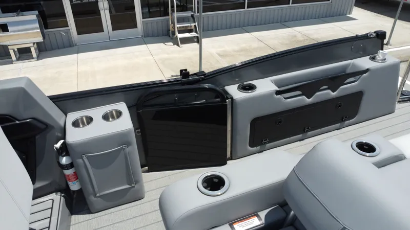 Slide: The Image of Avalon CAT VRB23T 2025 - 28