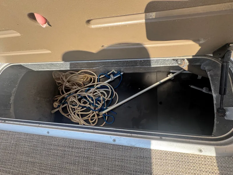 Slide: The Image of Veranda V2275RC 2017 - 27