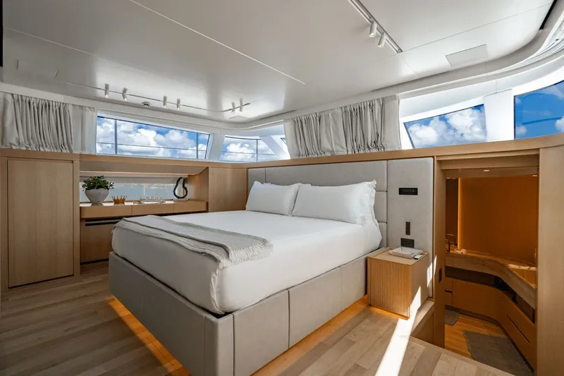 Slide: The Image of Sanlorenzo SD 90 2024 - 112