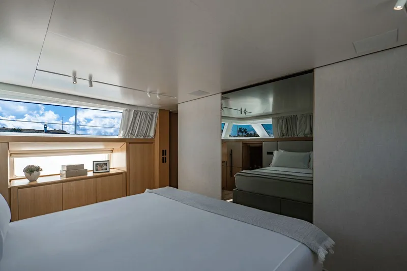 Slide: The Image of Sanlorenzo SD 90 2024 - 118