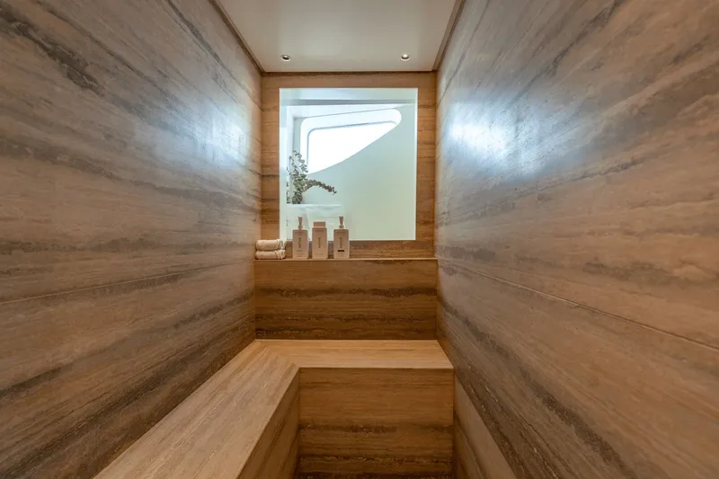 Slide: The Image of Sanlorenzo SD 90 2024 - 128