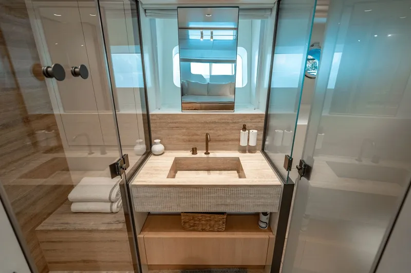 Slide: The Image of Sanlorenzo SD 90 2024 - 139