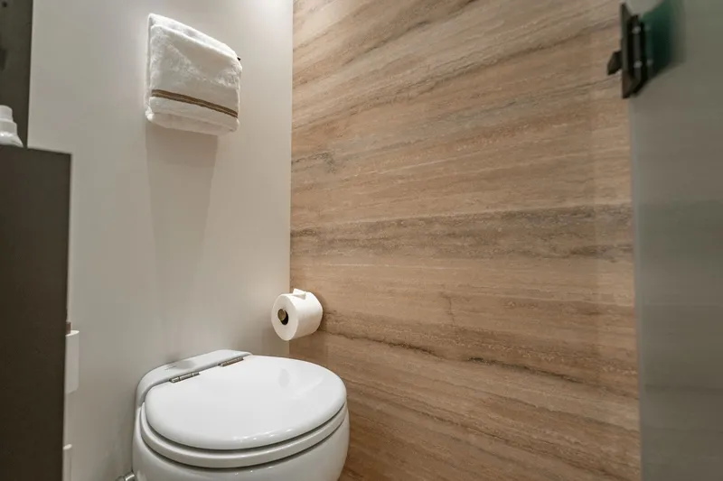 Slide: The Image of Sanlorenzo SD 90 2024 - 160