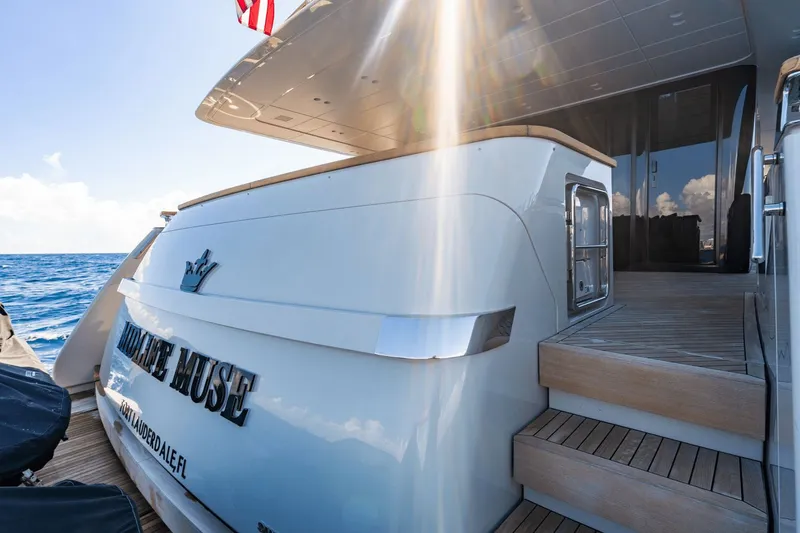 Slide: The Image of Sanlorenzo SD 90 2024 - 45