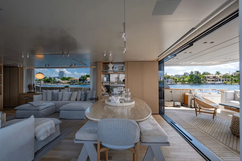 Slide: The Image of Sanlorenzo SD 90 2024 - 87