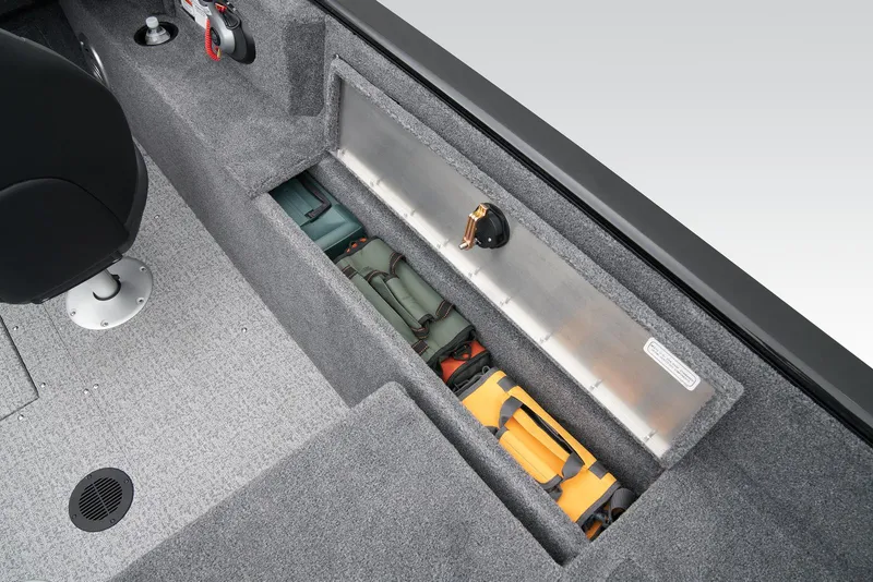 Slide: The Image of Manufacturer Provided Image: Tracker Pro Guide V-175 Combo - 22