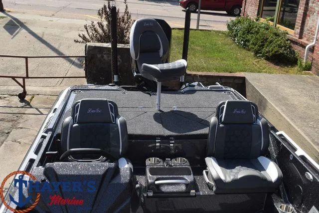 Slide: The Image of Bass Cat Lynx STS 2026 - 12