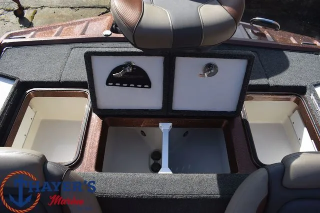 Slide: The Image of Ranger Z185 2022 - 16