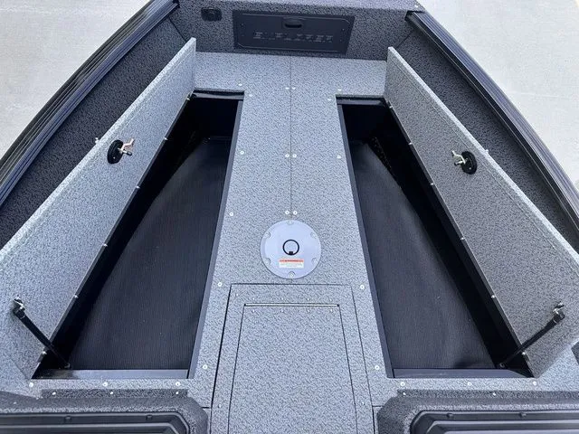 Slide: The Image of Lund 1800 Explorer Sport 2026 - 28