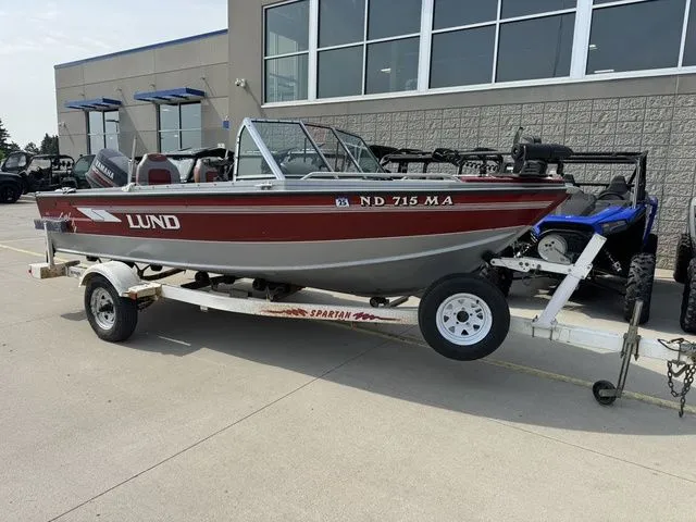 Slide: The Image of Lund 1650 Tyee II 1994 - 3