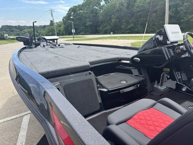 Slide: The Image of Ikon LXE20 2026 - 15