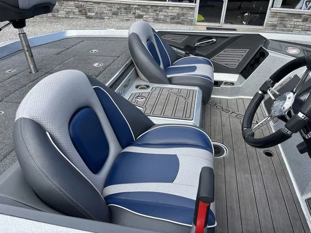 Slide: The Image of Ranger Z519 2022 - 6