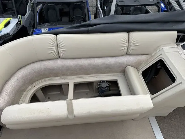 Slide: The Image of Bennington 24SSRX Pontoon 2013 - 18