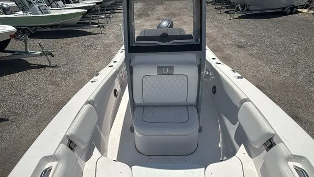 Slide: The Image of Sea Fox 228 Commander 2025 - 15